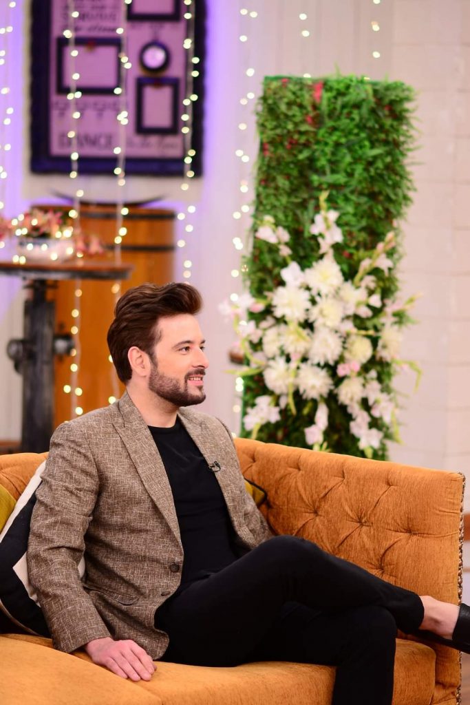 Mikaal Zulfiqar Talks About His Drama Khuwab Nagar Ki Shehzadi