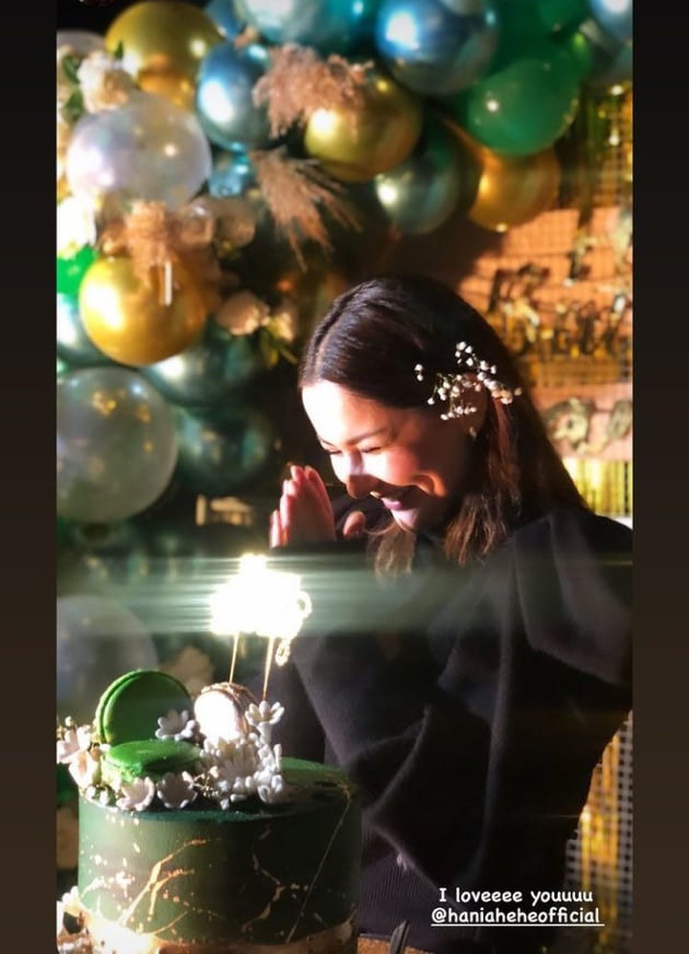 Hania Amir's Post Birthday Surprise