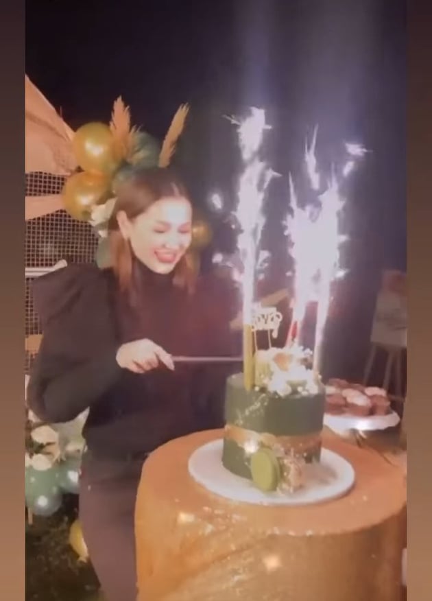 Hania Amir's Post Birthday Surprise