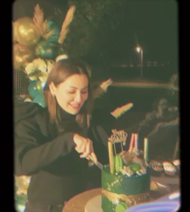 Hania Amir's Post Birthday Surprise