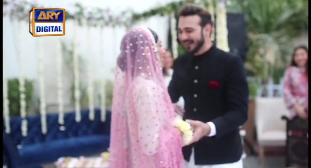Sanam Jung Shares Beautiful Momemts From Sister's Wedding
