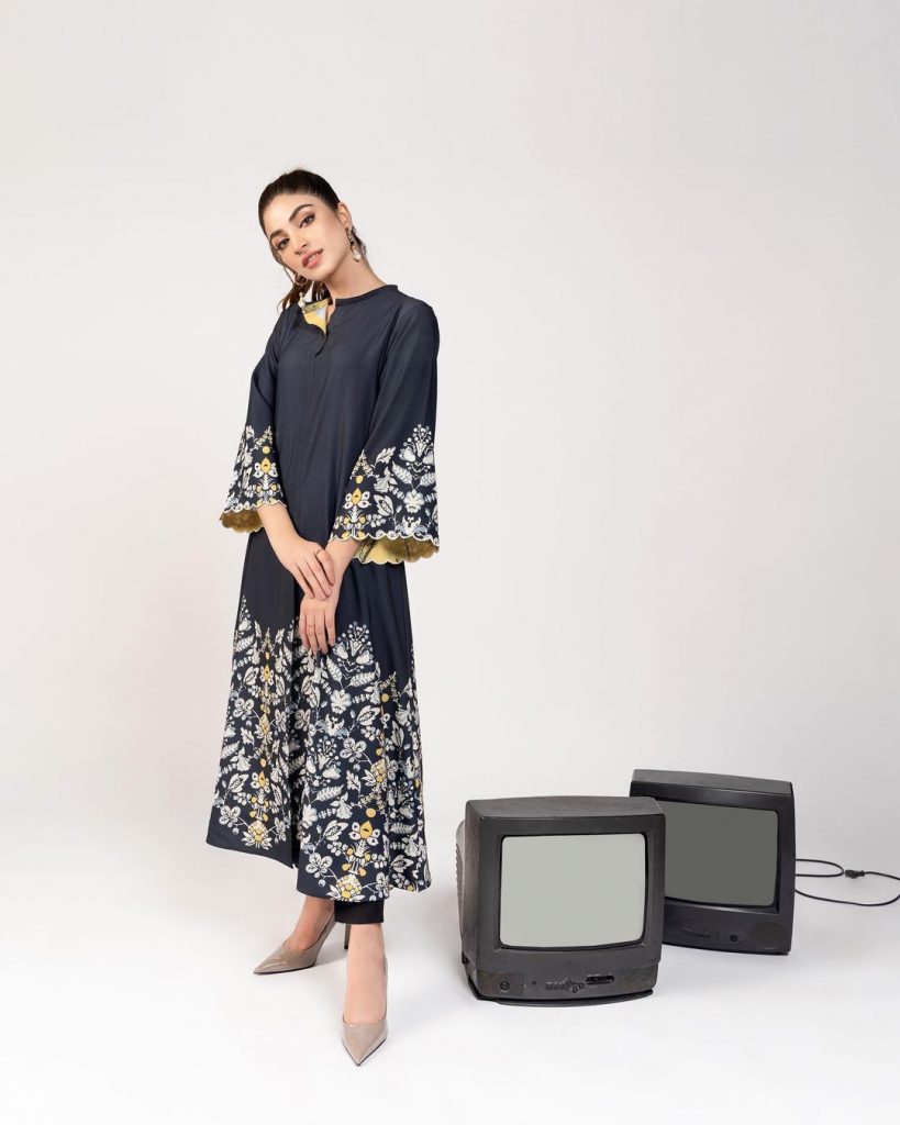 Kinza Hashmi Featured In Lulusar's Latest Collection