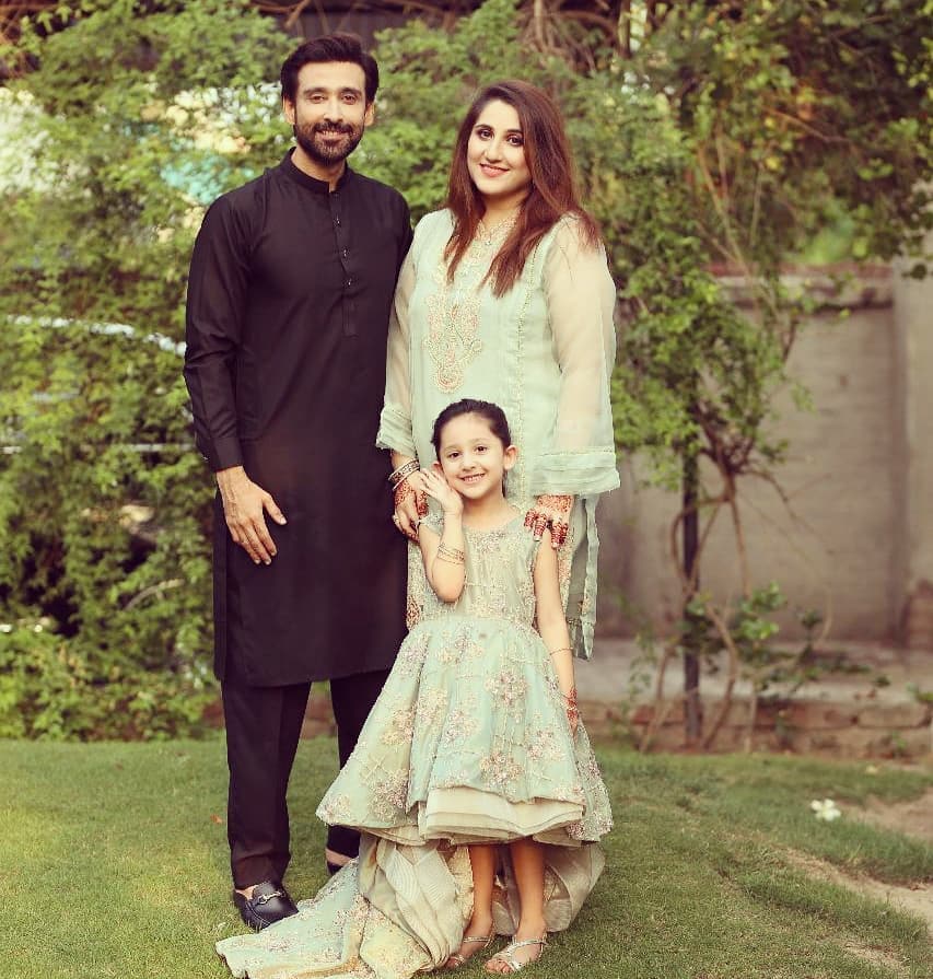 Sami Khan Family Pictures From A Wedding Event