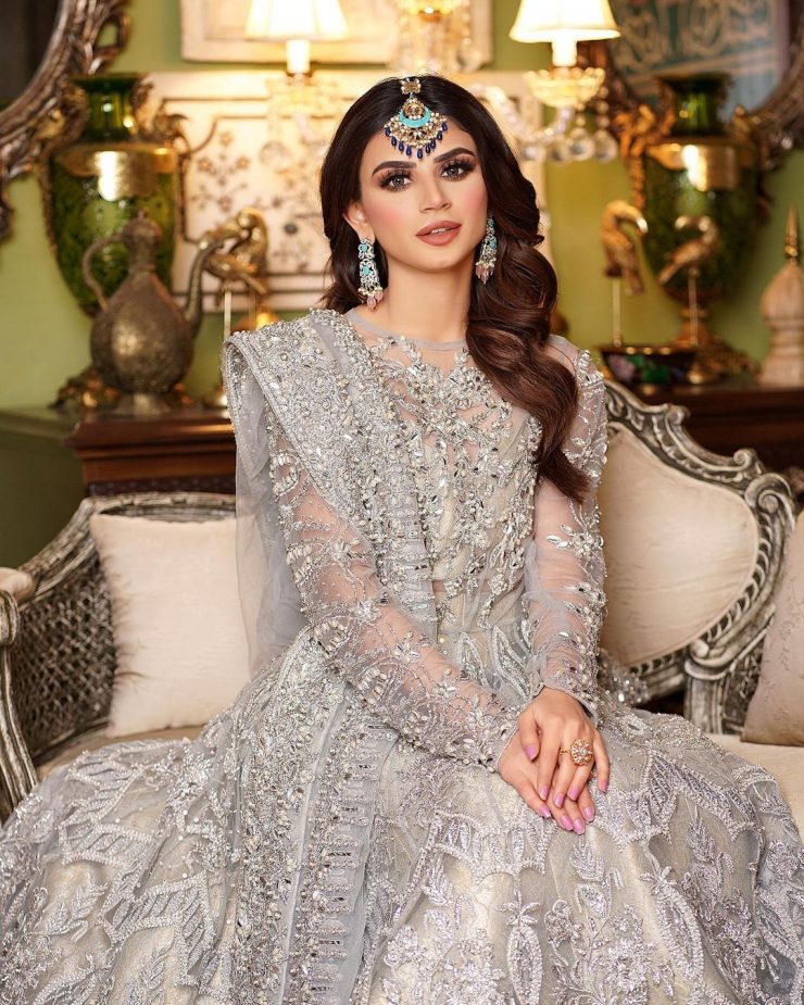 Zubab Rana Looking Ethereal In Her Recent Bridal Shoot Reviewit Pk