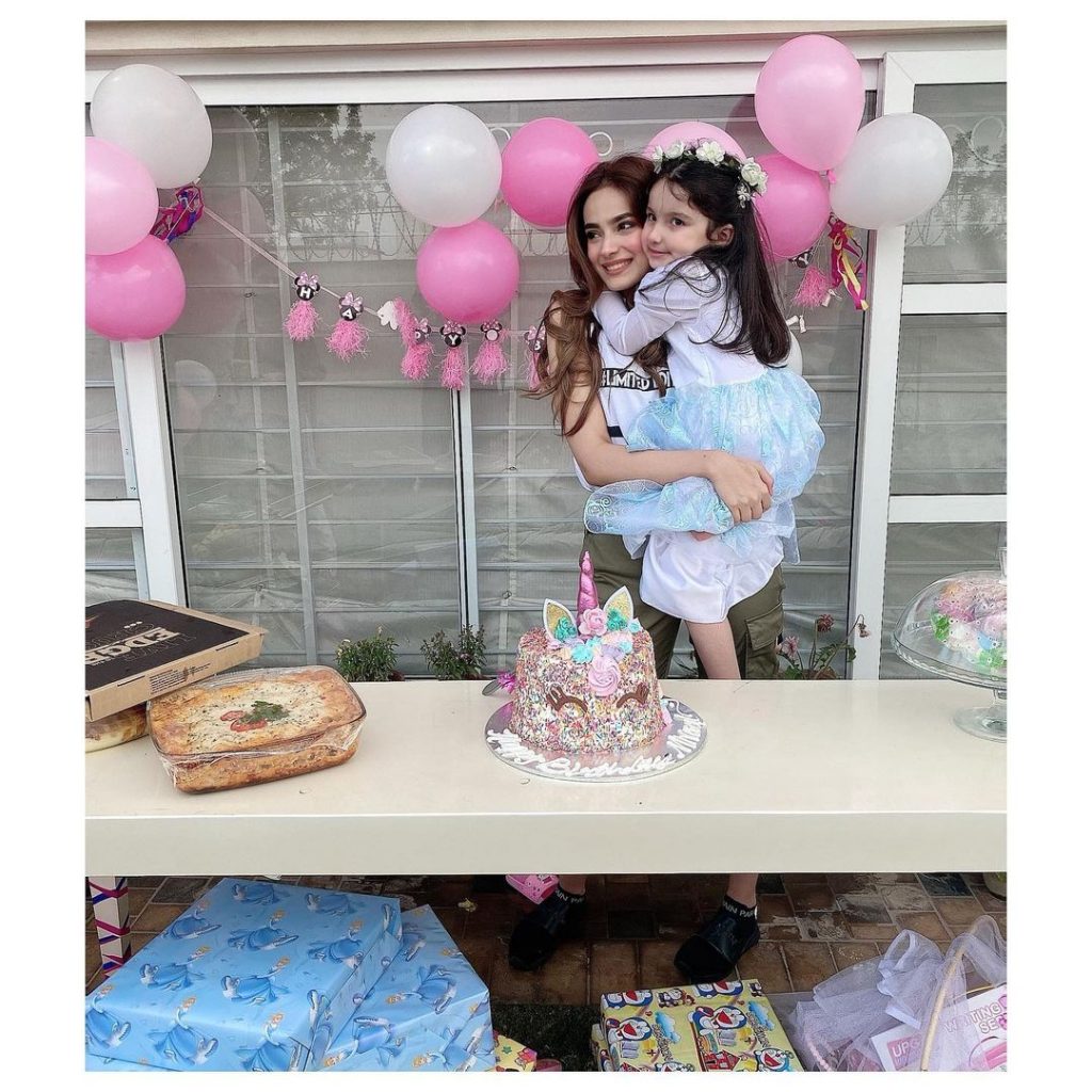 Alyzeh Gabol Shares Throwback Birthday Pictures With Her Daughter