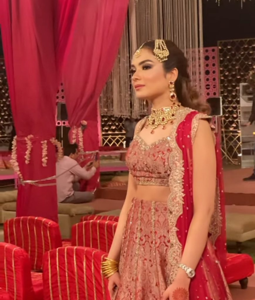 Alyzeh Gabol Dancing Like A Dream At Friend's Mehndi