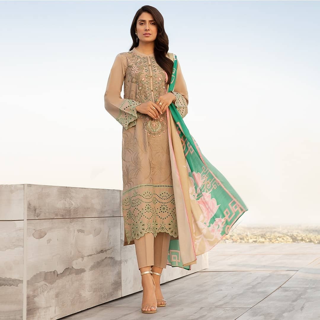 Limelight Summer Collection 2021 Featuring Ayeza Khan | Reviewit.pk