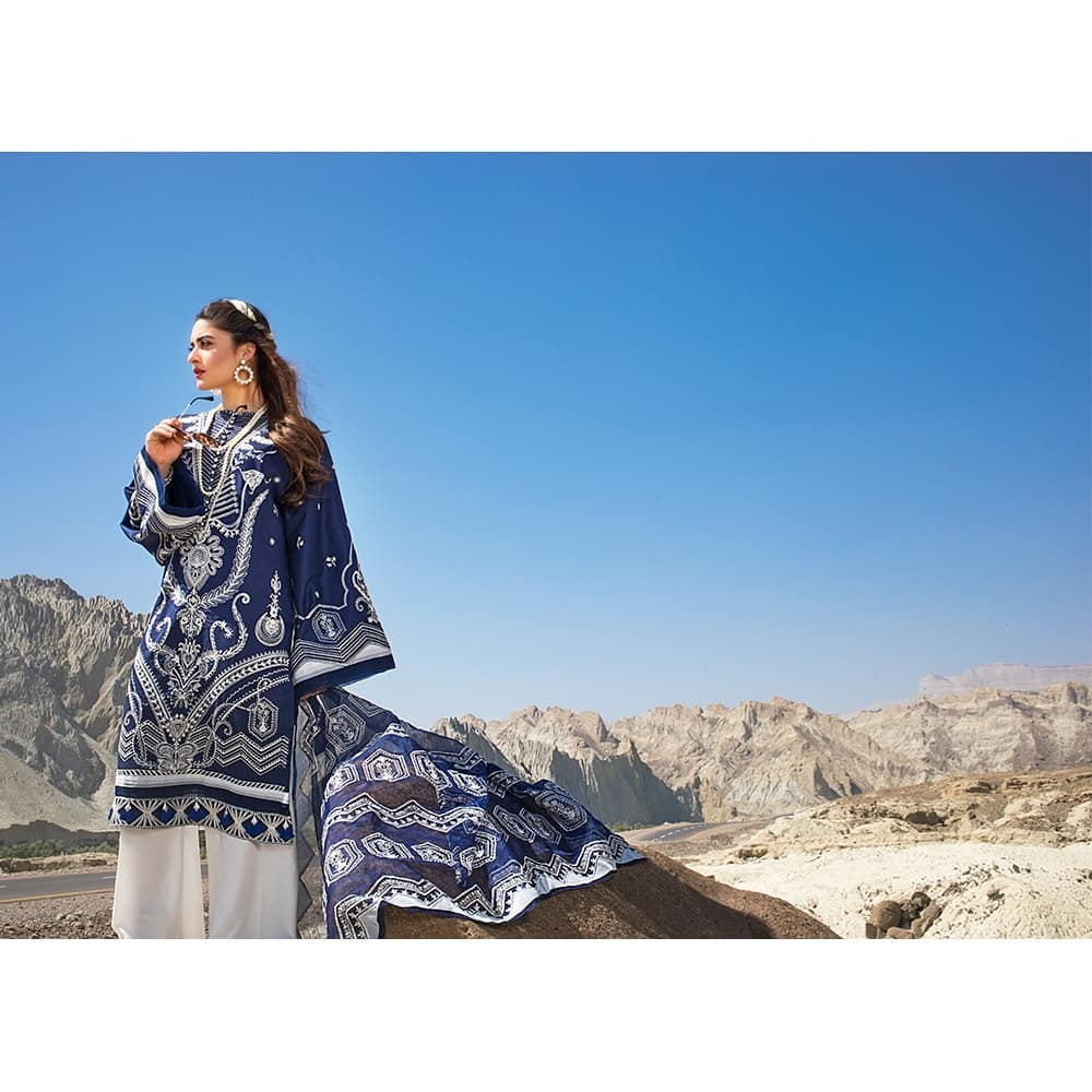 Erum Khan Lawn Collection'21 Featuring Aiman Khan And Minal Khan