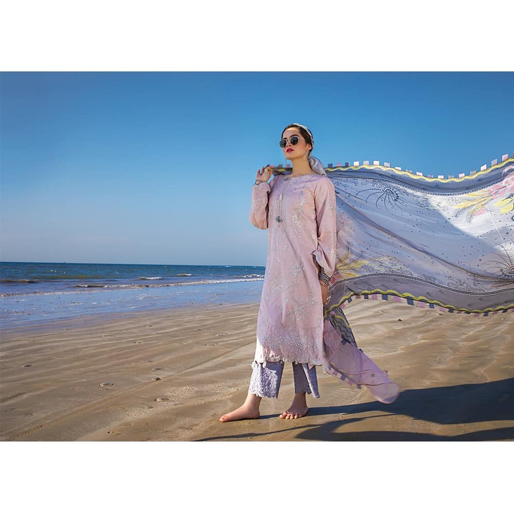 Erum Khan Lawn Collection'21 Featuring Aiman Khan And Minal Khan