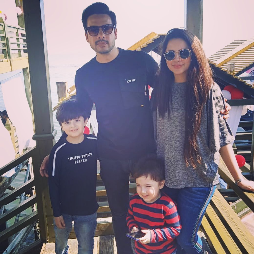 Fatima Effendi and Kanwar Arsalan Latest Pictures with Family
