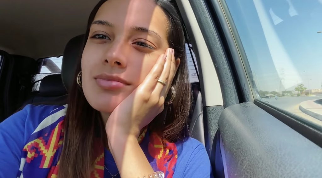 Iqra Aziz Experiencing Her Favourite Breakfast