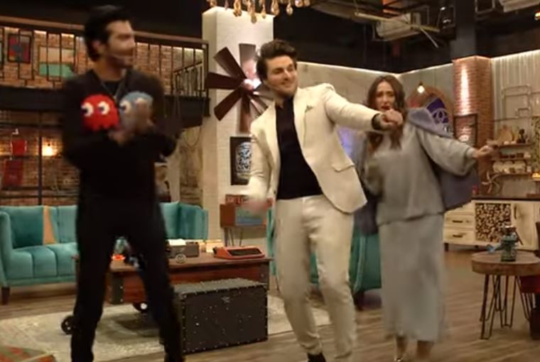Shahzad Sheikh And Momal Sheikh Gives A Dance Performance In Time Out With Ahsan Khan Show