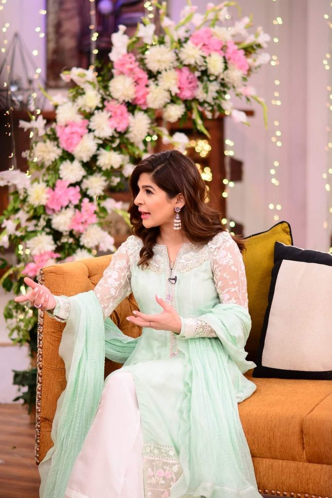 Ayesha Omar Beautiful Pictures From Good Morning Pakistan