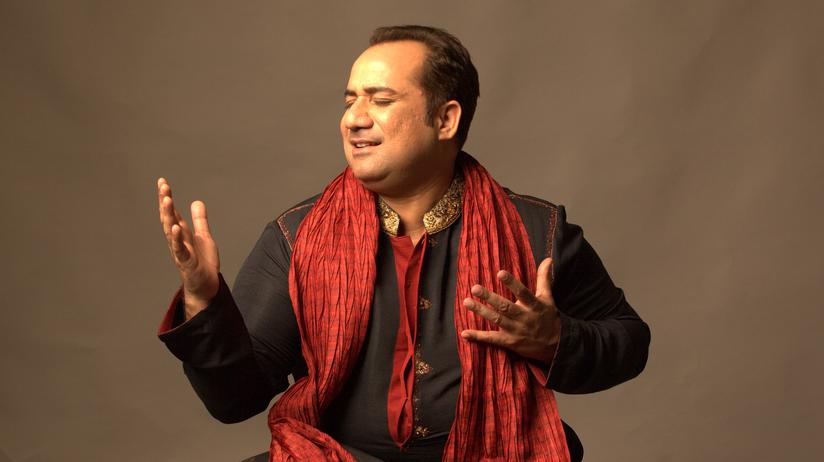 Rahat Fateh Ali Khan Honoured With Lifetime Achievement Award