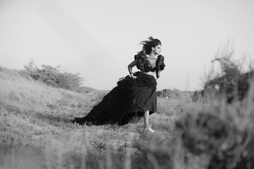 Saba Qamar's Latest Monochrome Photoshoot is Giving Classical Vibes