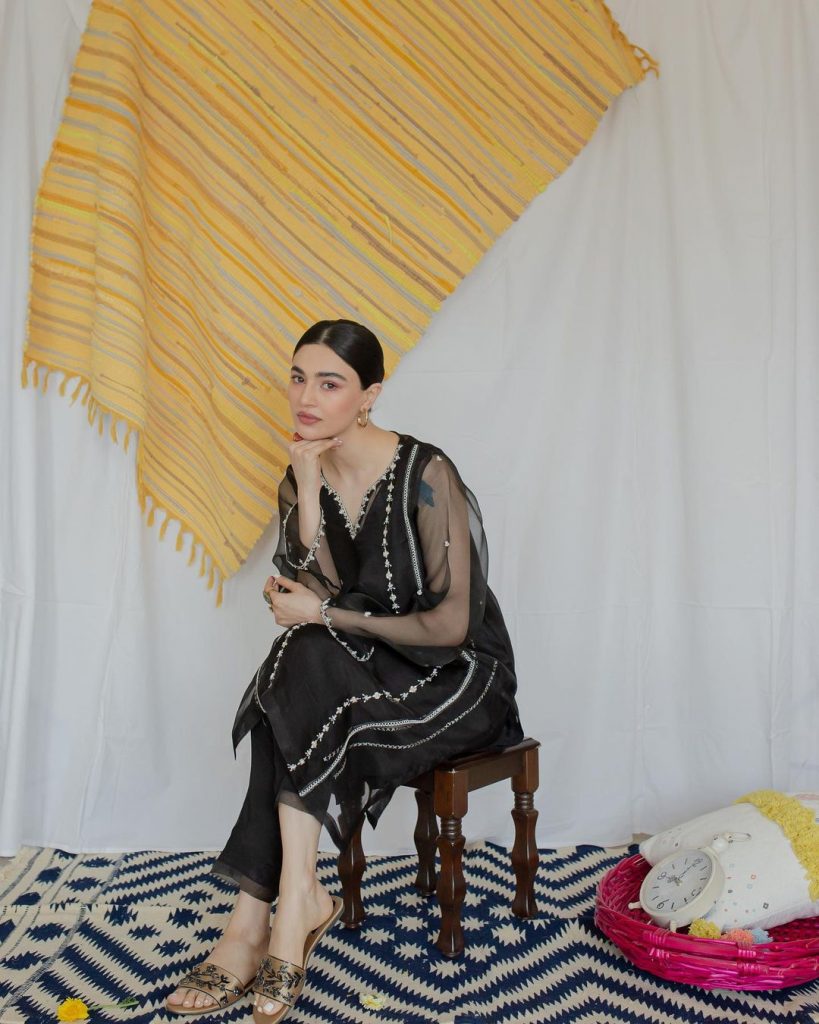 Saheefa Jabbar Gracefully Carries The Traditional Look In Her Latest Shoot