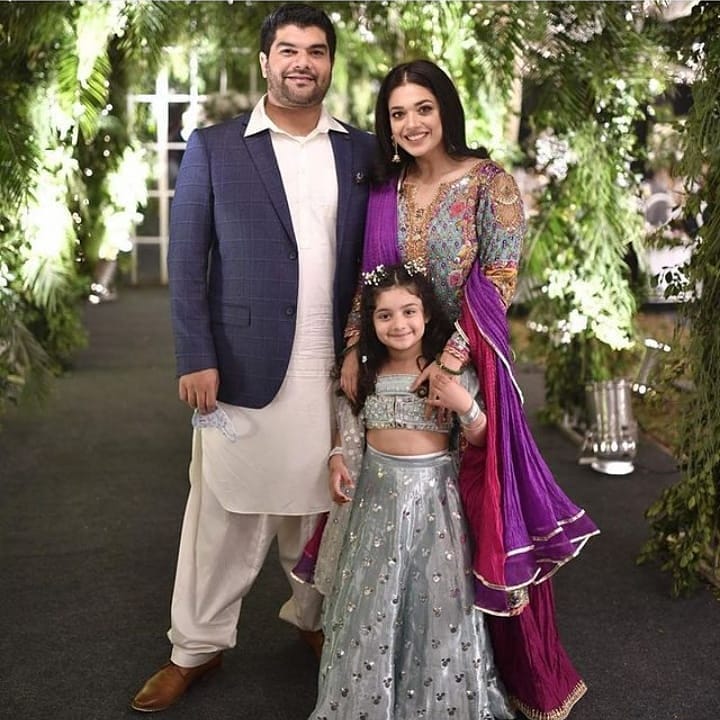 Adorable Family Pictures Of Sanam Jung