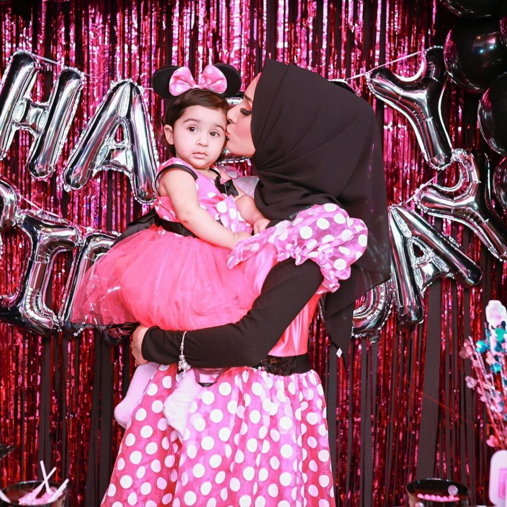 Sham Idrees Celebrating First Birthday Of Daughter Sierra Idrees