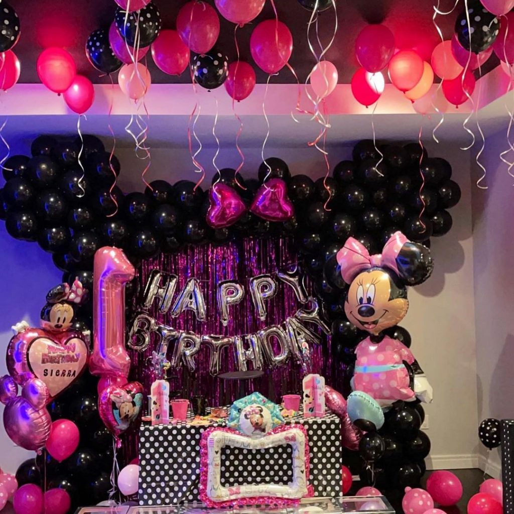 Sham Idrees Celebrating First Birthday Of Daughter Sierra Idrees