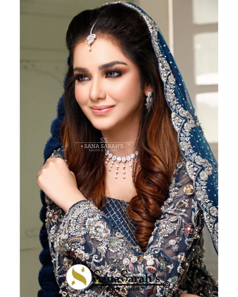 Syeda Tuba Aamir Looks Drop-Dead Gorgeous In Traditional Bridal Attires