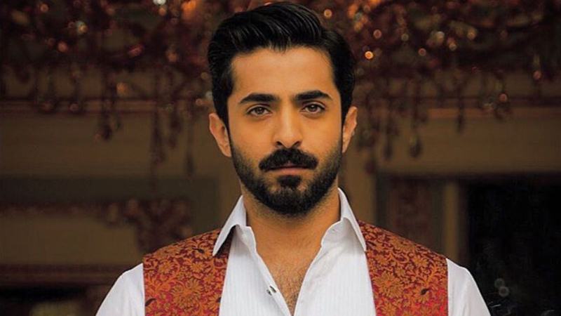 ‌Netizens Call Out Sheheryar Munawar on His Recent Preaching