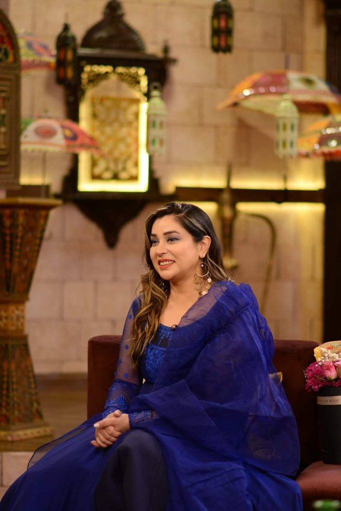 Komal Rizvi Talks About Her Divorce - Reveals Shocking Details