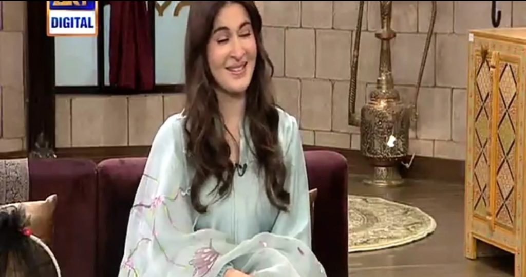 Here is What Burst Shaista Lodhi in Tears