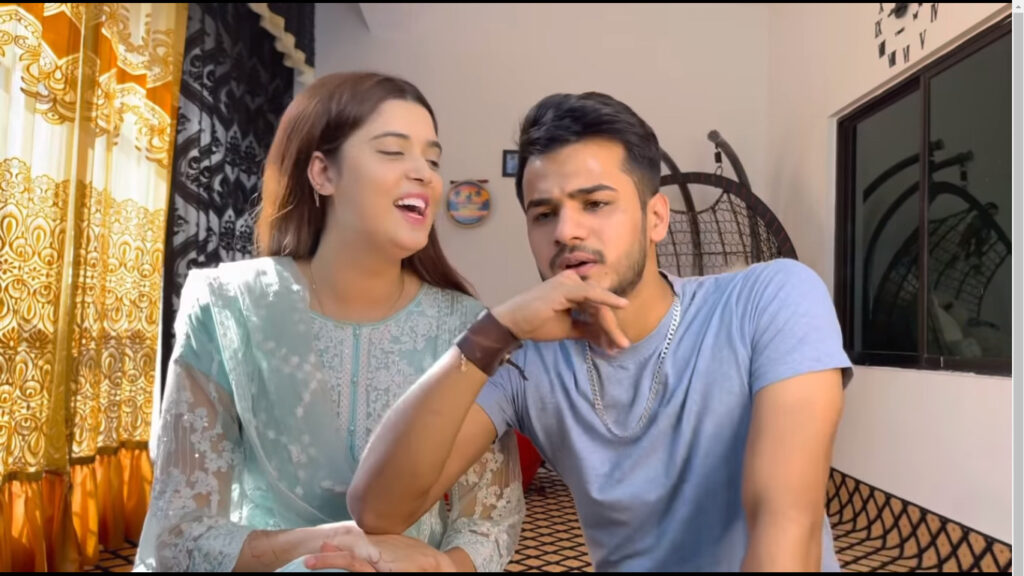 Zulqarnain Chaudhry Doing Wife Kanwal Aftab's Make Up