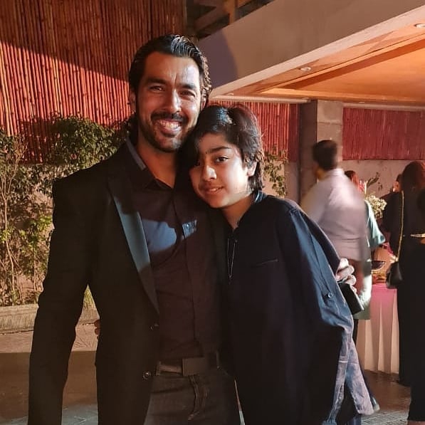 Aisam Ul Haq Surprise Anniversary Party Pictures