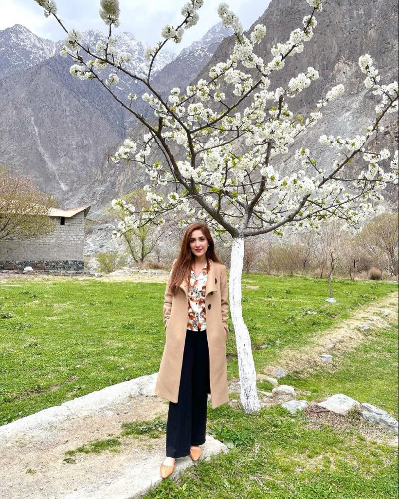 Aiza Awan Beautiful Pictures From Gilgit Baltistan