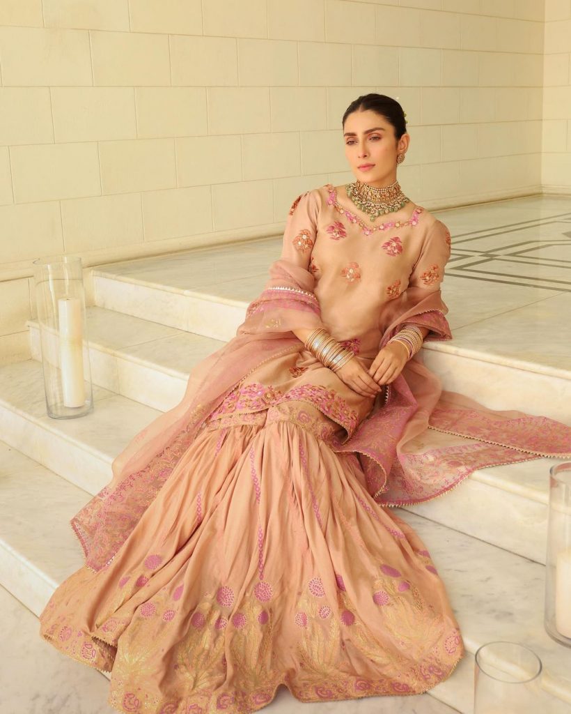 Ayeza Khan Featured In "Tehwar" By Ansab Jahangir