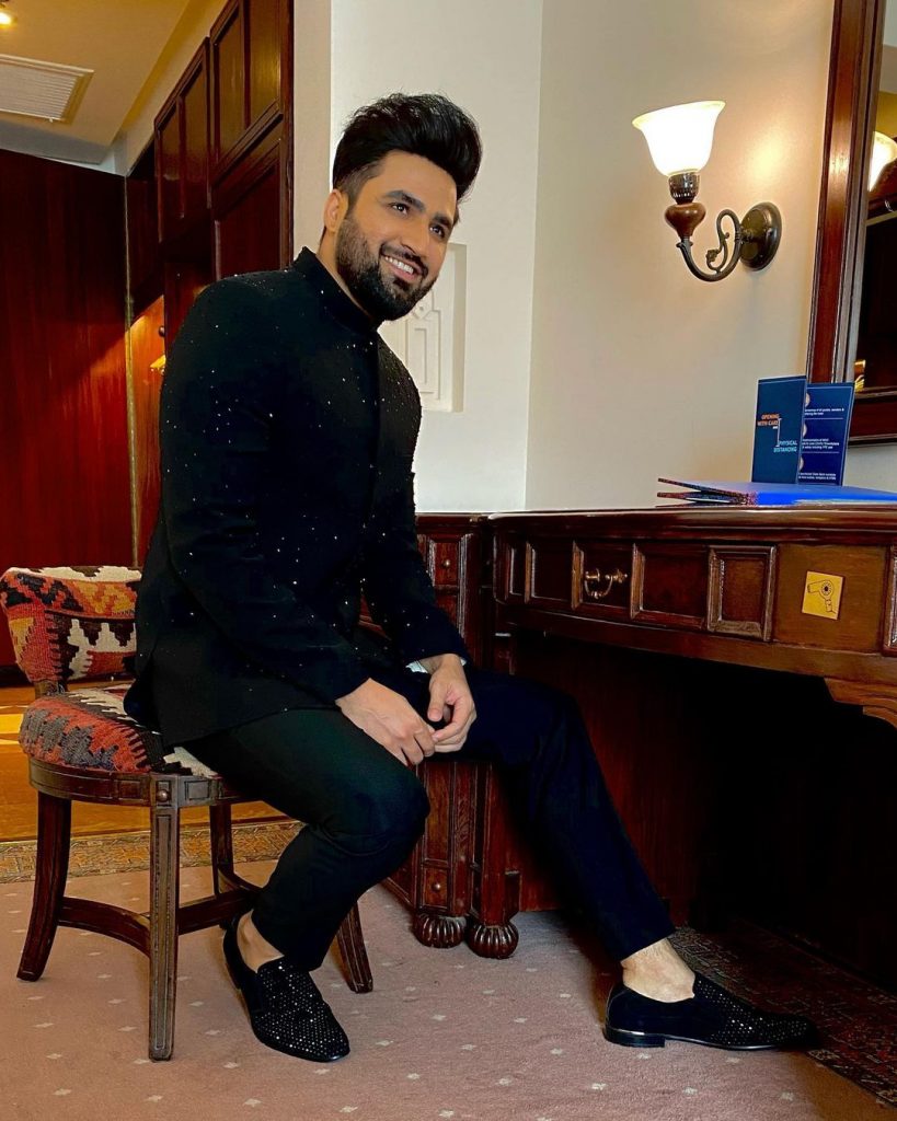 Falak Shabir Shares His Fan Moment