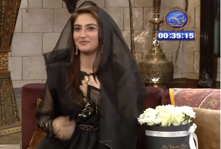 Hiba Bukhari In Her Melodious Voice Recites Naat At Shan-e-Suhoor
