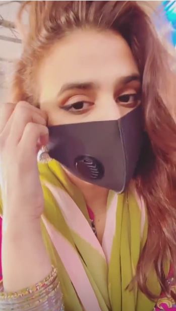 Hira Mani Travels To Karachi By Train