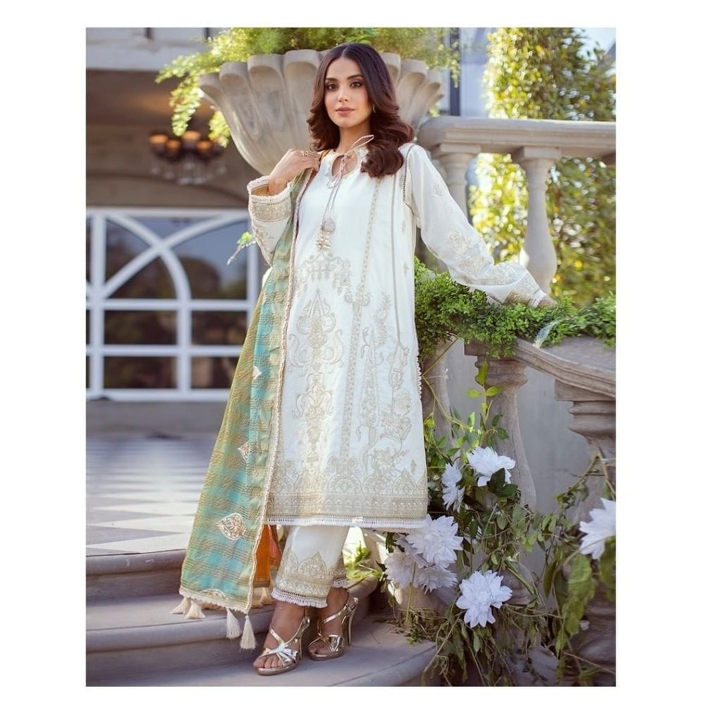 Rang Rasiya Premium Lawn Collection Featuring Iqra Aziz