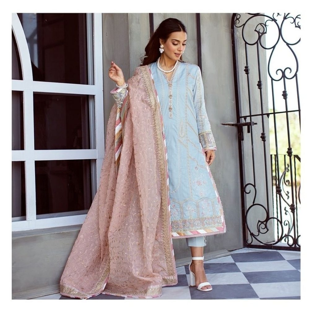 Rang Rasiya Premium Lawn Collection Featuring Iqra Aziz