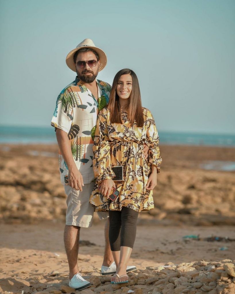 Adorable Couple Pictures of Iqra And Yasir At The Beach
