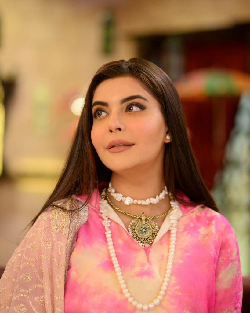 Nida Yasir Beautiful Looks From GMP Shaan-e-Suhoor