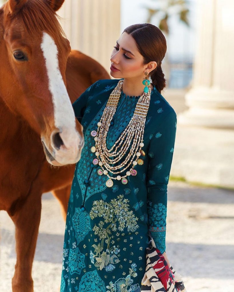 Mahira Khan Looks Like A Vision In her Latest Photo Shoot