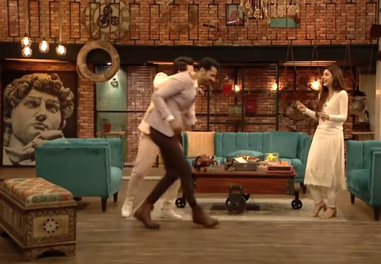 Mohib Mirza and Urwa Hocane Dance Performance At Time Out With Ahsan Khan Show