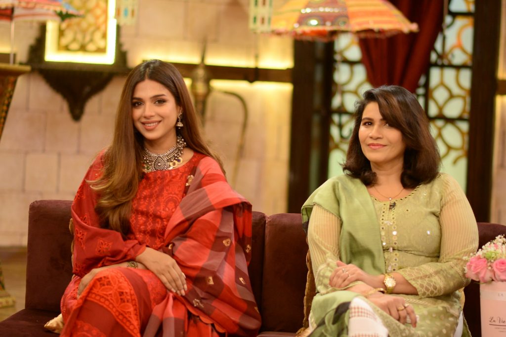 Momal Sheikh And Sonya Hussyn With Their Mothers At GMP Shan-e-Suhoor