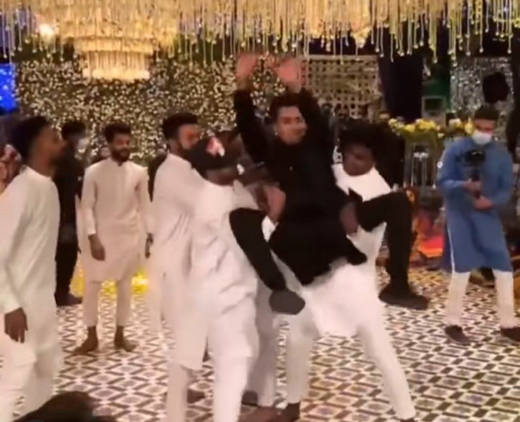 Momin Saqib Energetic Dance Performance At A Recent Wedding