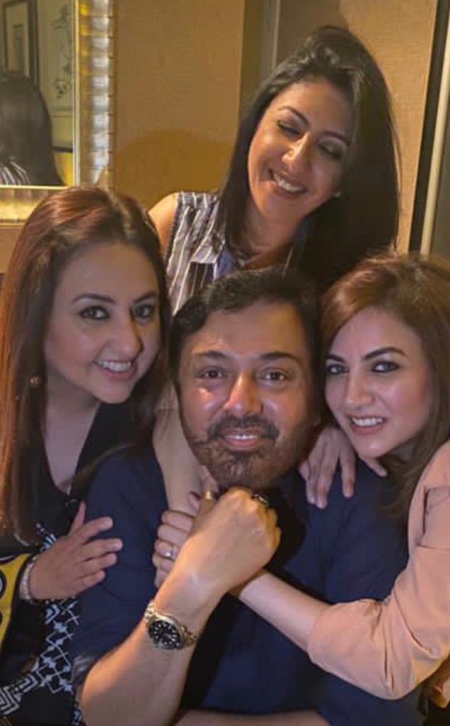 Nauman Ijaz 's Wife Rabia Shares Beautiful Pictures From Family Gathering