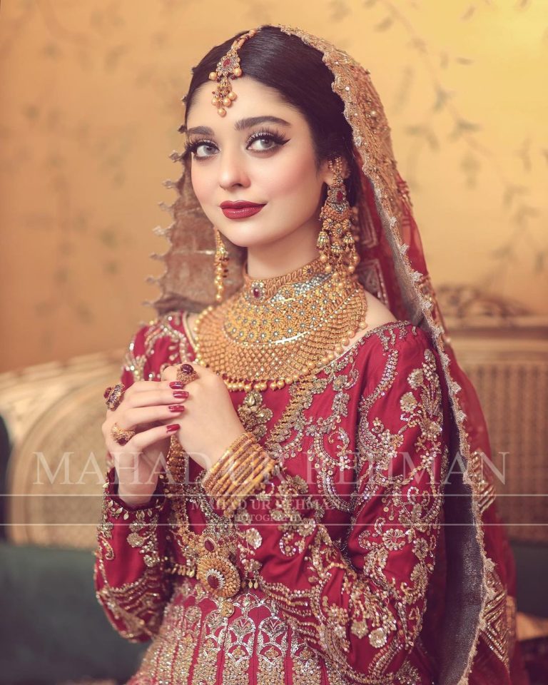 Noor Khan Looks Ravishing In Her Latest Bridal Shoot | Reviewit.pk