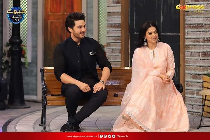 Sanam Jung And Ahsan Khan Make A Guest Appearance At "Jeeway Pakistan"