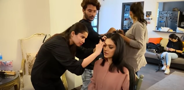 Sanam Jung Shared The BTS Video From Her Recent Shoot