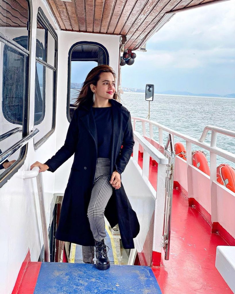 Sumbul Iqbal Enjoying Vacations In Turkey