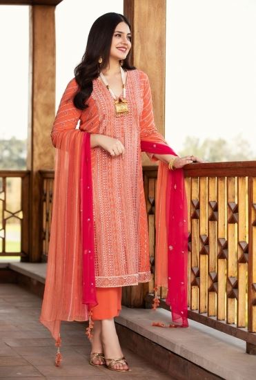 Nishat Linen's Latest Luxury Collection Featuring Zara Noor Abbas