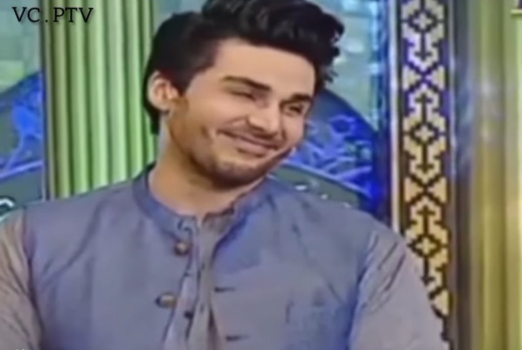 Ahsan Khan's Mother Surprised Him in Live Show