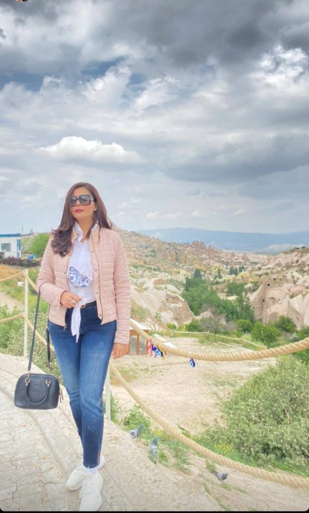 Nida Yasir & Yasir Nawaz Having Fun Time in Turkey - Pictures